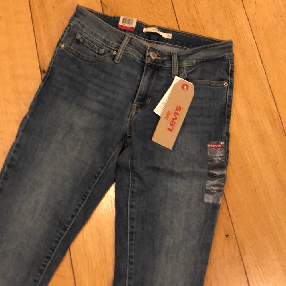 🌸 Levi’s Skinny Jeans